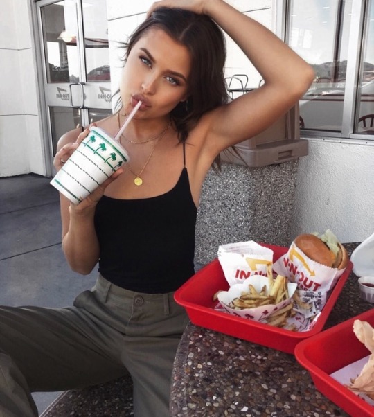 Salen Granos por Comer Chocolate