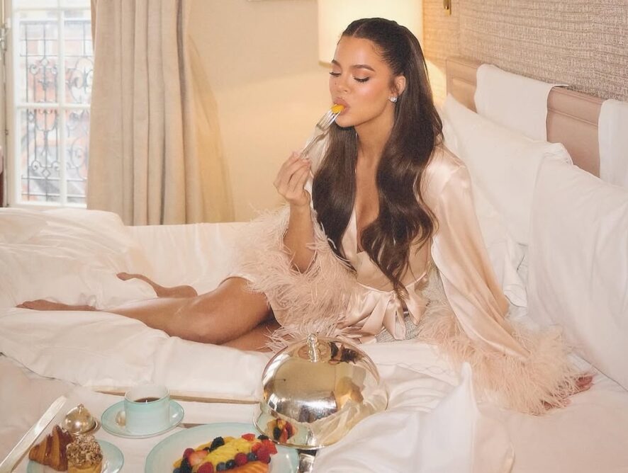 Khloe Necesita Otra Operación Pibón