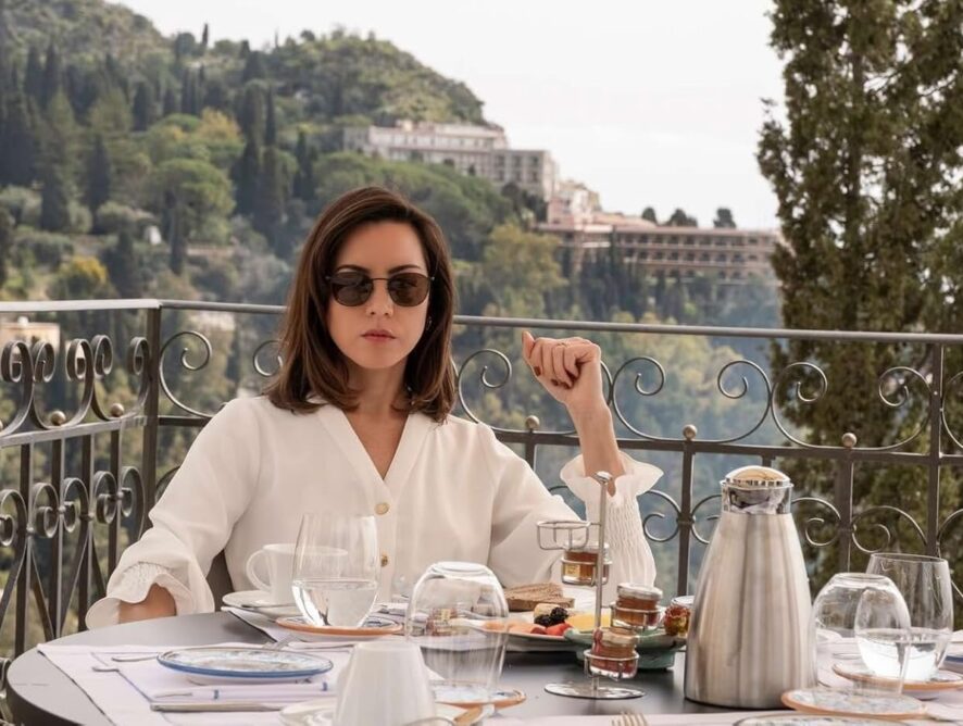 El Maquillaje de The White Lotus, Explicado